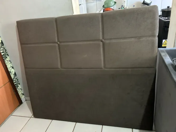 Cabeceira para cama casal 250,00 em perfeito estado