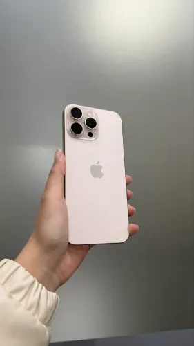 IPHONE 16 PRO MAX DESERT COM 256 GB - SEMINOVO