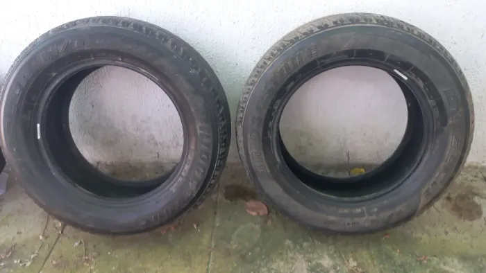 02 Pneus Bridgestone Dueller 215/65 R16