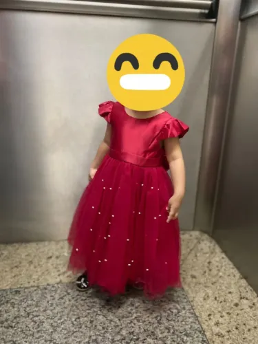 Vestido de festa ? até 5 anos de idade