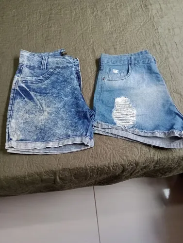 Shorts jeans feminino.