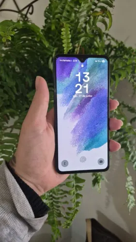 S21 FE 128GB ACOMPANHA CAIXA E CARREGADOR