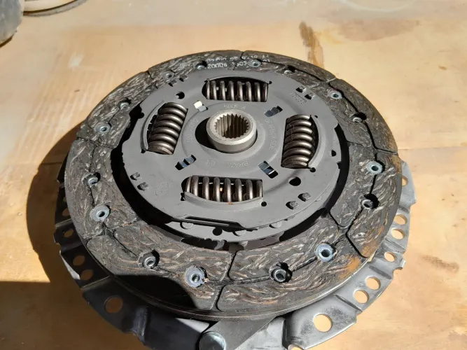 Plato e disco embreagem Kombi Clipper 96 motor 1.5 a ar