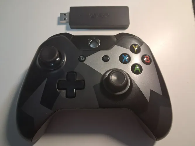 Controle Xbox edição Covert Forces