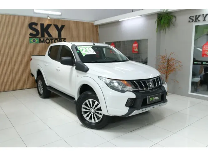 Mitsubishi L200 Triton Sport GLS 2.4 CD Diesel Aut. 2020
