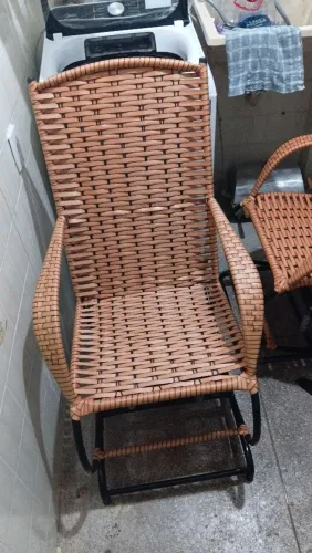 Vendo duas cadeiras de balanço novas por 150$