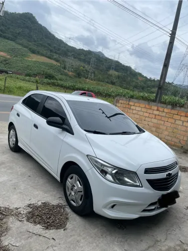 Chevrolet Onix JOY Hatch 1.0 8V Flex Mec. 4P 2018