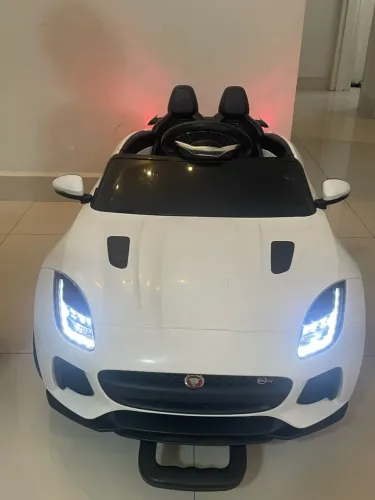 Carrinho Elétrico Infantil Jaguar F-Type 12V Bandeirante - Ótimo Estado