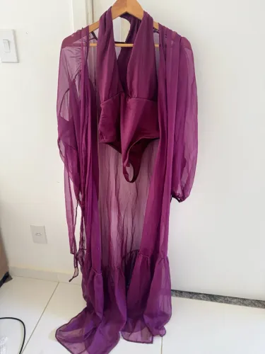Conjunto saída de praia e maiô