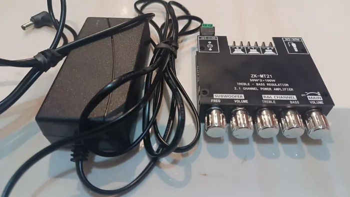 Amplificador ZK-MT21
