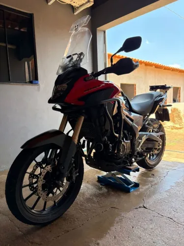 CB500X 22/23 ESTÁ EM UM ÓTIMO ESTADO