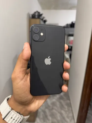 iPhone 11 128GB de memória