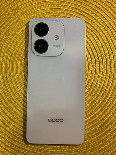 Oppo A60 256 GB de armazenamento 8 GB de Ram