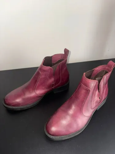 Bota Side Walk Feminina em Couro - Nº 34