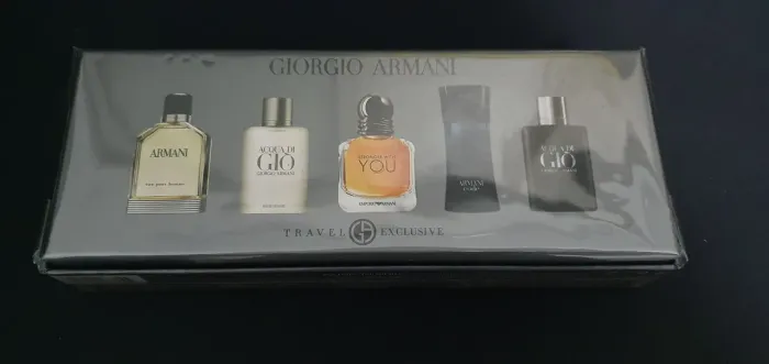 Giorgio Armani Travel Exclusive Collezione Viaggio Kit 