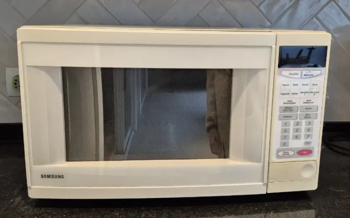 Micro-ondas Samsung Branco 30L