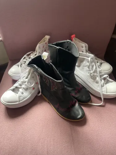 Lote roupas e tênis all star