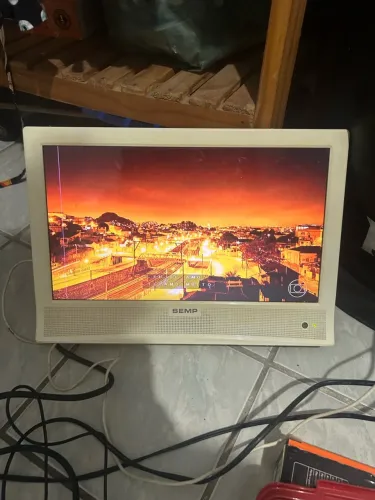 Tv lcd semp 14