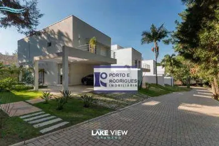 Casa com 3 dormitórios, 275 m² - venda por R$ 2.750.000,00 ou aluguel por R$ 15.496,99/mês