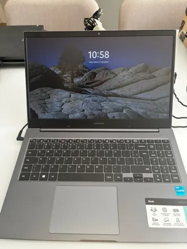 Samsung Book NP550XDA (Core i5)