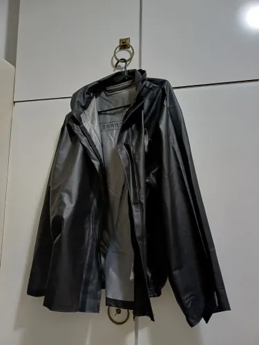 Roupa para chuva