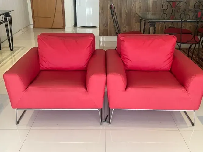 Duas Poltronas