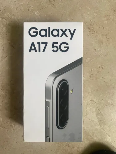Samsung A17 128gb semi novo pouco uso