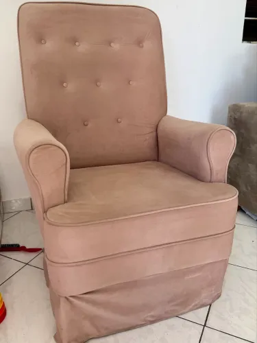 Poltrona Amamentação Rose Gold + Puff 