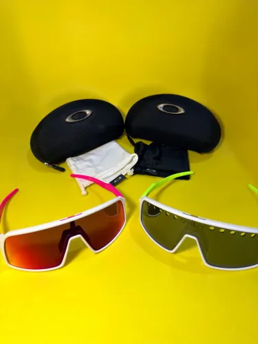 Oakley Sutro *Valor referente a cada unidade!