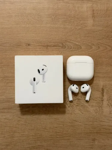 Apple AirPods 4 anc
