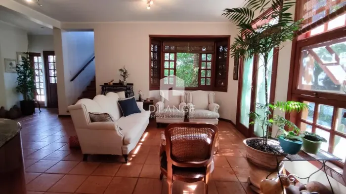 Casa à venda no bairro Cidade Universitária em Campinas - SP