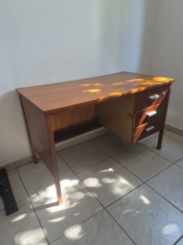 Mesa de Escritório em Madeira