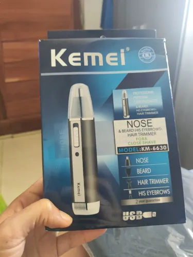 Aparador de pelos e nariz por 45,00