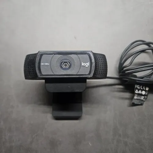  Webcam logitech c920 pro HD original, imagens nítidas em FHD em perfeito estado. 