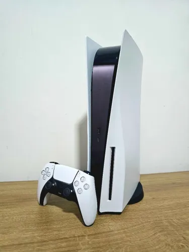 Excelente PLAYSTATION 5 c/ leitor de disco . Aceito ps3/ps4/xbox/ series + volta. Até 21x