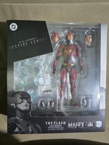THE FLASH mafex