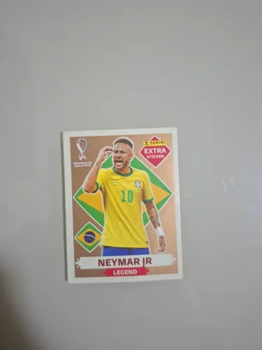 Kit Figurinhas Legends Copa 2022 Neymar Bronze + Modric Bordô
