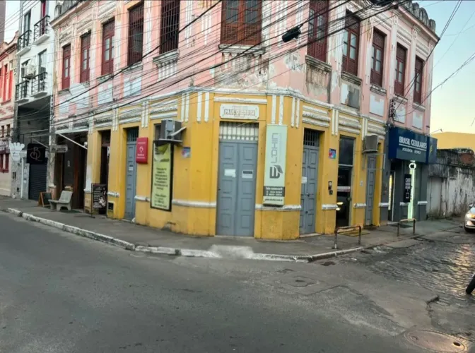 Alugo excelente ponto comercial central