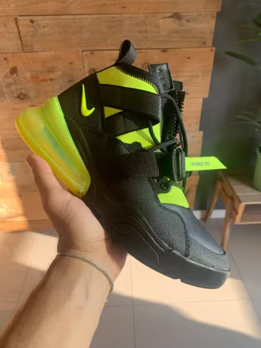 Nike Air Force 1 React 270