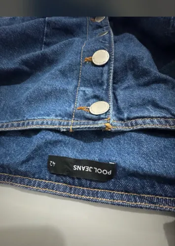 macacão pantacourt jeans pool jeans 42