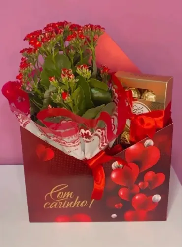 Flores e chocolates