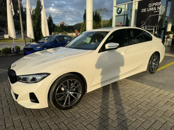 BMW 320I A 2024