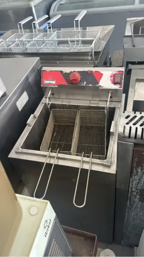 Fritadeiras elétrica e a gás água e óleo