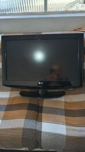 TV LG 26 polegadas com defeito. 
