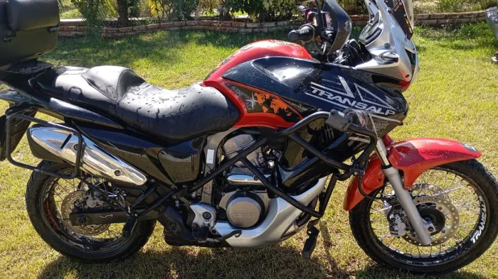 Transalp 700cc