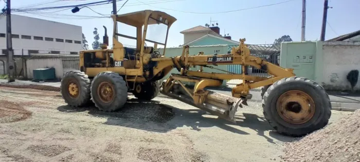 Motoniveladora Caterpillar