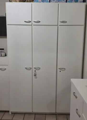 Guarda-Roupa Branco + Quarto Solteiro Completo Conservados