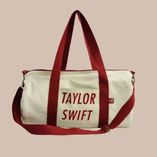 bolsa duffel taylor swift est. 1989 off white