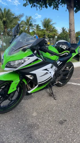 Kawasaki ninja 300