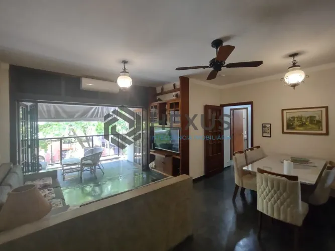 Apartamento na regiào da Brunella na Praia da Enseada, Guaruja